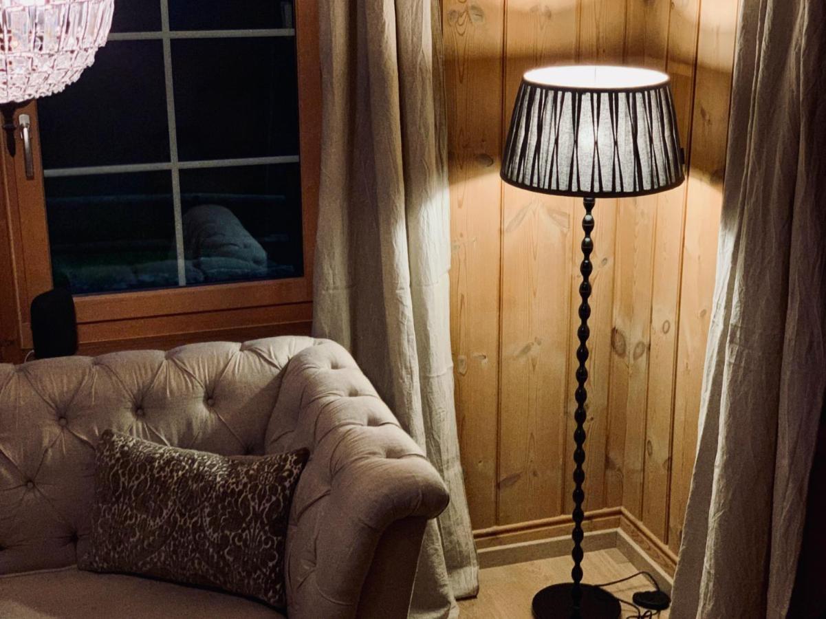 Casa Pasch - Boutique Bed And Breakfast In Cumpadials Sumvitg Eksteriør billede